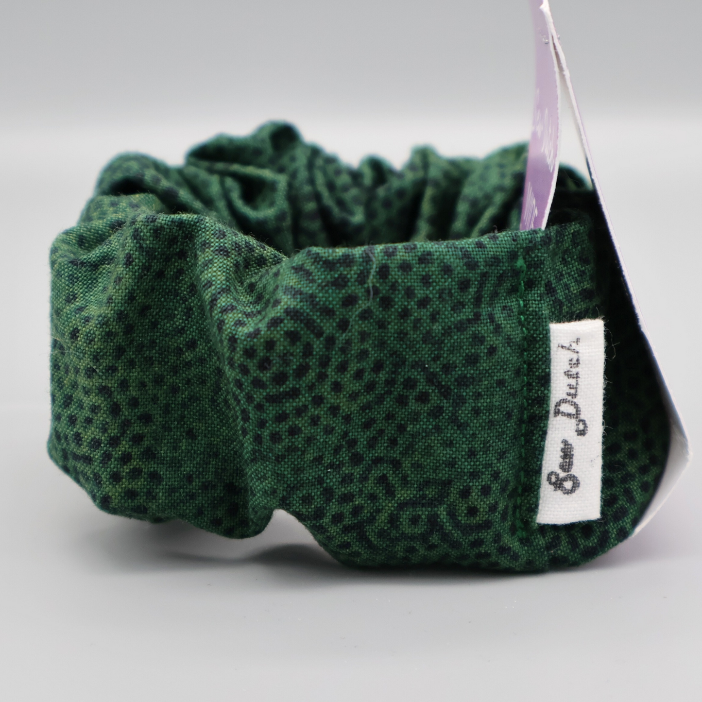 Wide elastic green dots