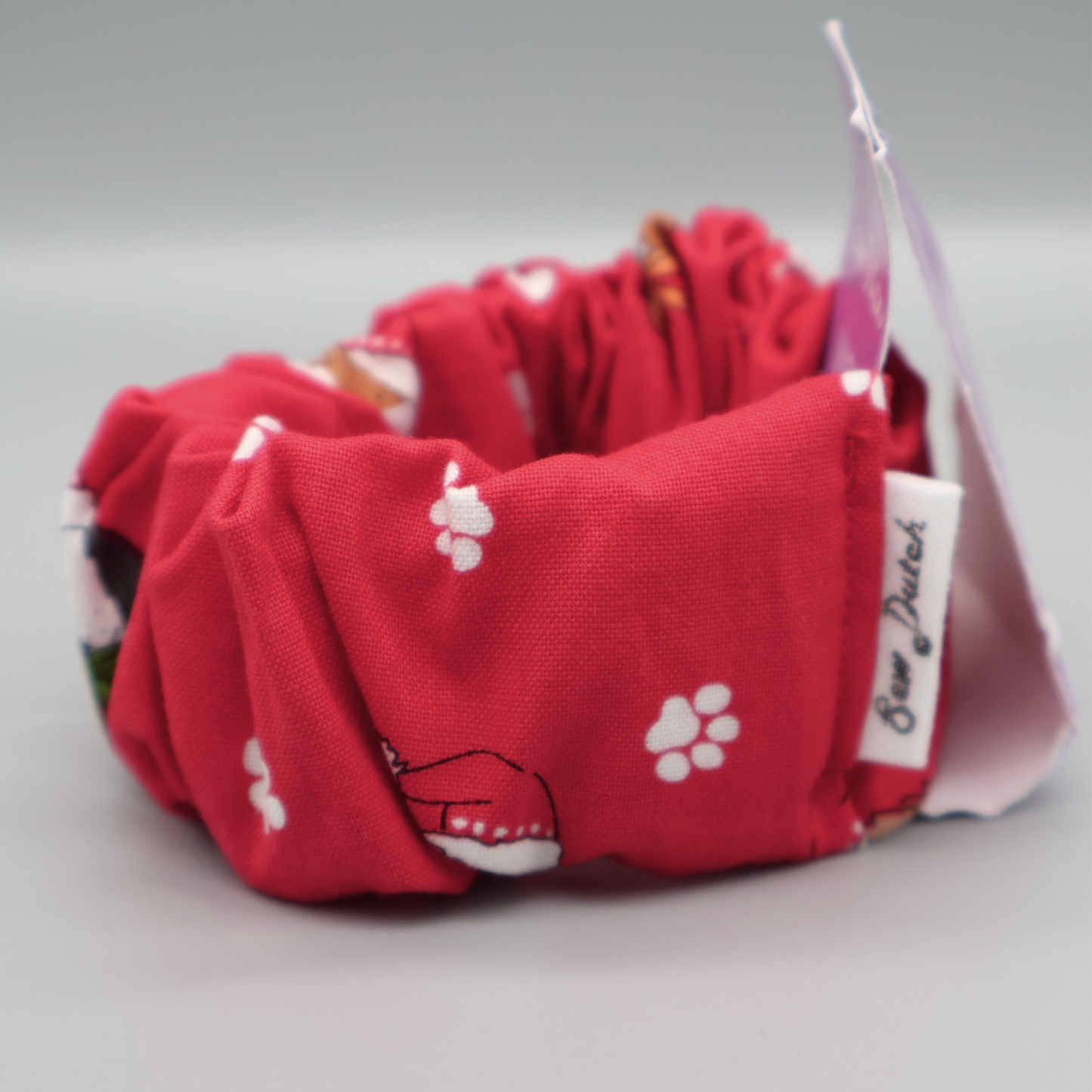 Wide elastic xmas paws