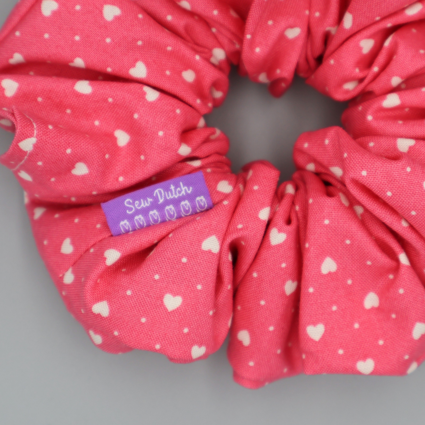 XL Hearts Coral Pink scrunchie