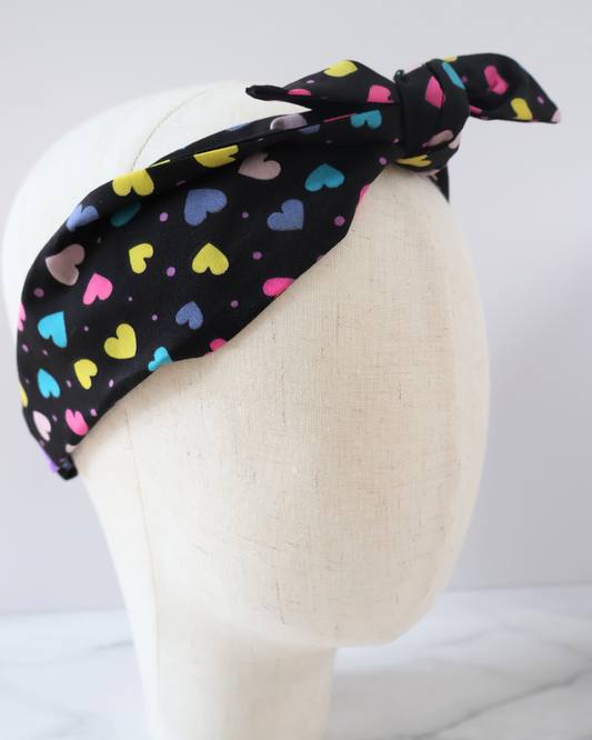 Retro Knotted Headband Multi Hearts Black