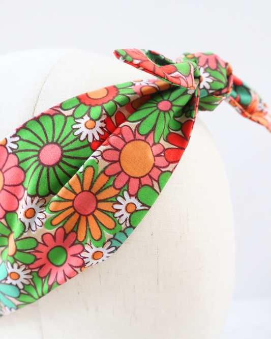 Retro Knotted Headband Daisy print 70s