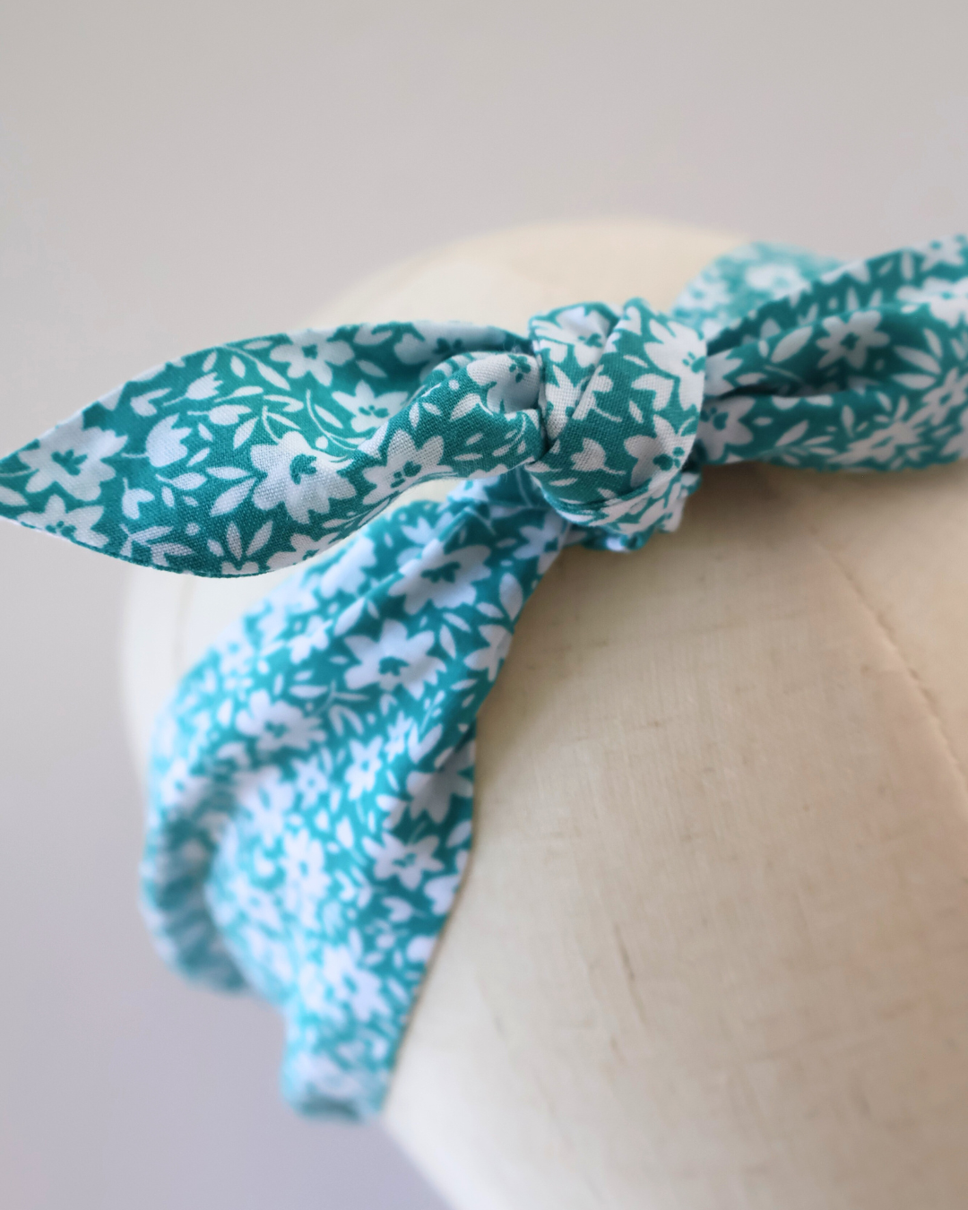 Retro Knotted Headband Floral Ditsy Turquoise