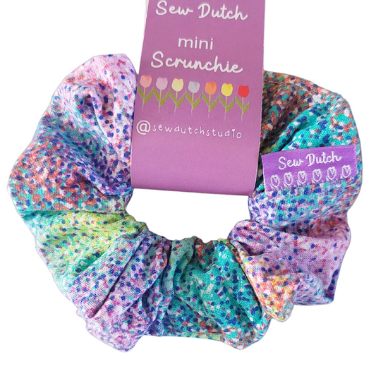 Mini scrunchie pastel rainbow specks