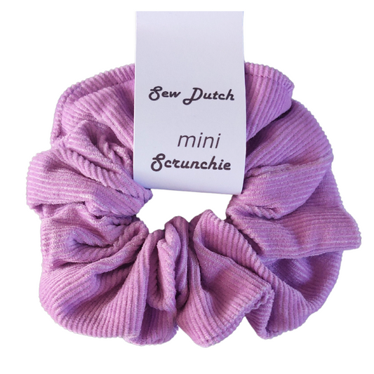 Mini scrunchie purple corduroy
