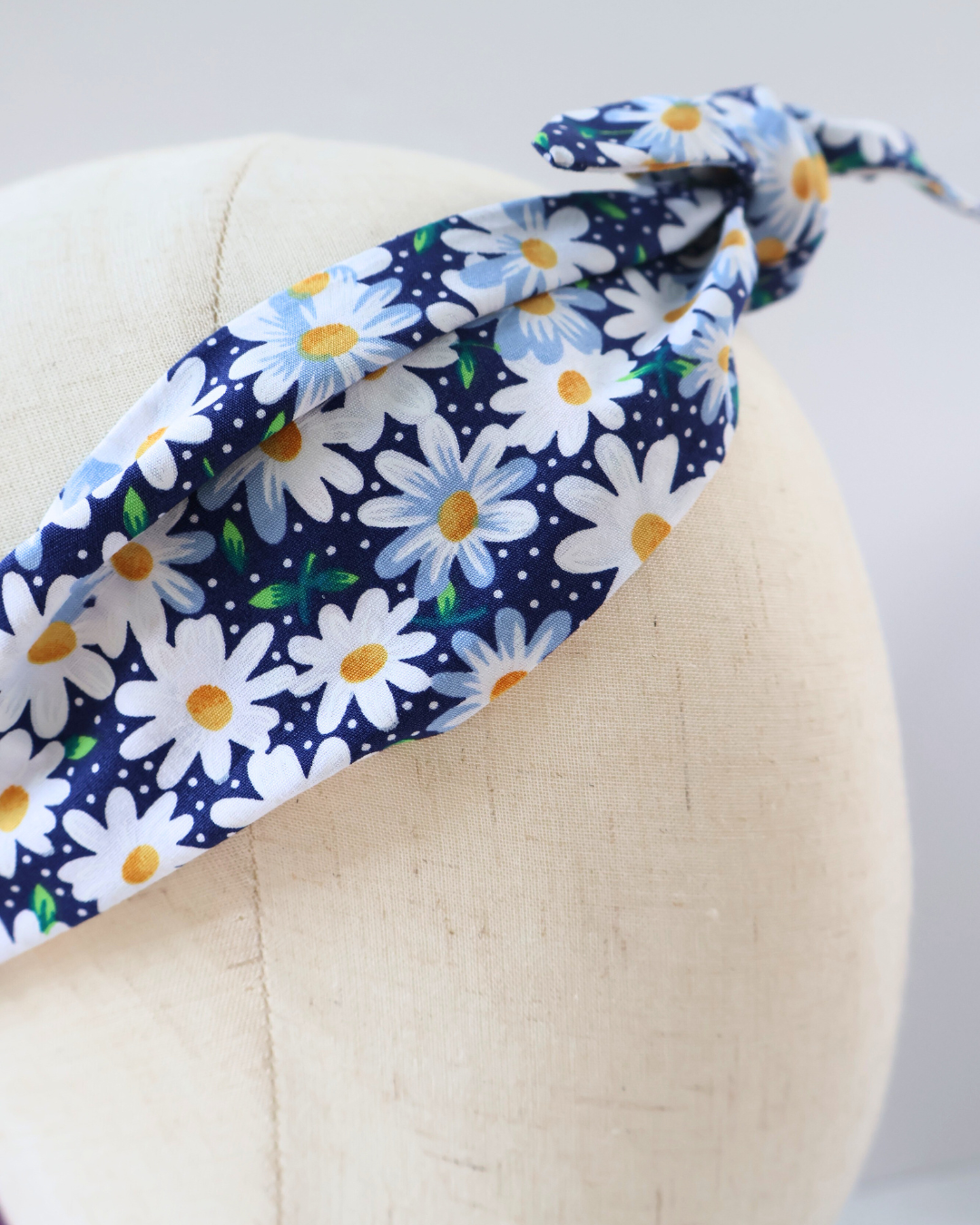 Retro Knotted Headband Daisy Navy