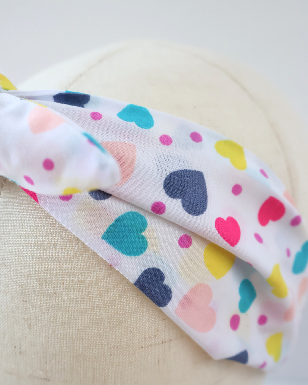Retro Knotted Headband Multi Hearts White