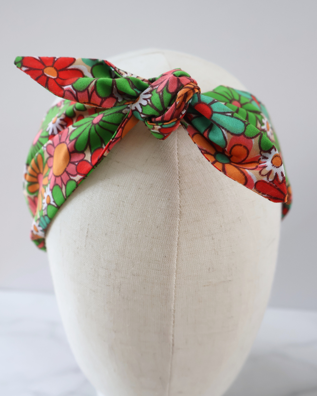 Retro Knotted Headband Daisy print 70s
